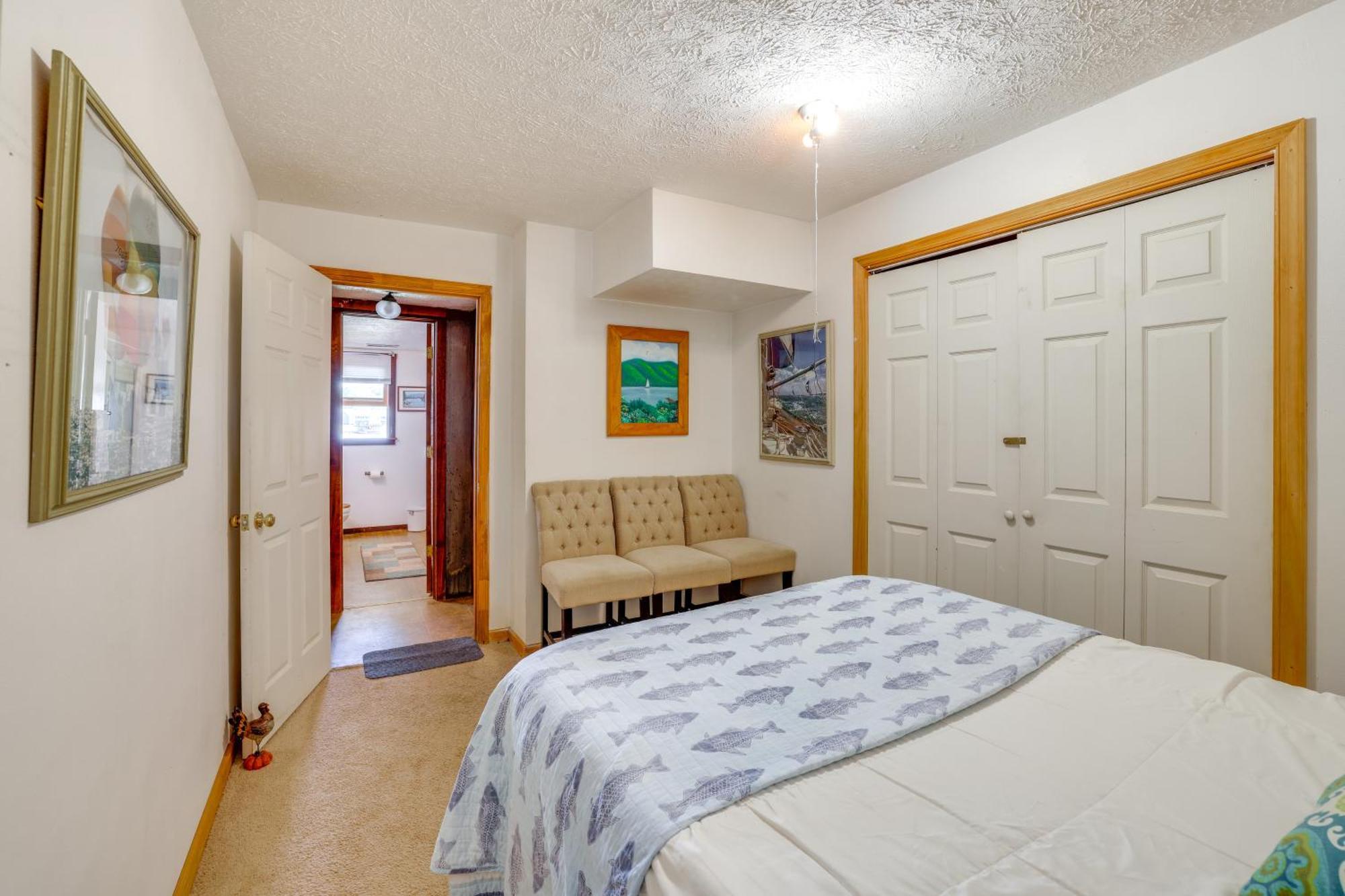 Smith Mountain Lake Retreat With Private Beach! Huddleston Exteriör bild